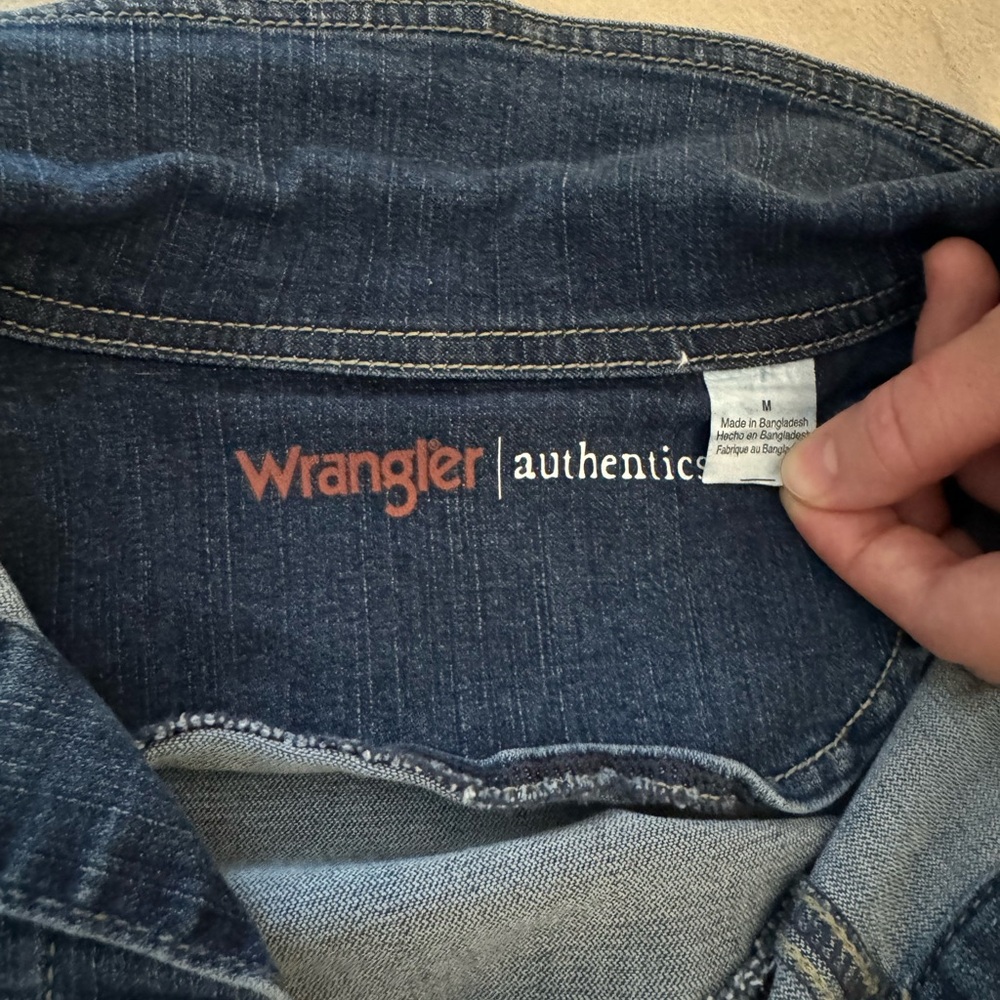 Jean Jacket - Picture 2 of 3